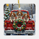Brittany Spaniel Christmas Red Truck Holiday Keramikornament (Vorderseite)
