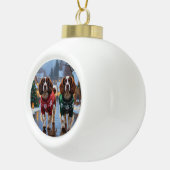 Brittany Spaniel Dogs Christmas Snow Holiday Keramik Kugel-Ornament (Rechts)