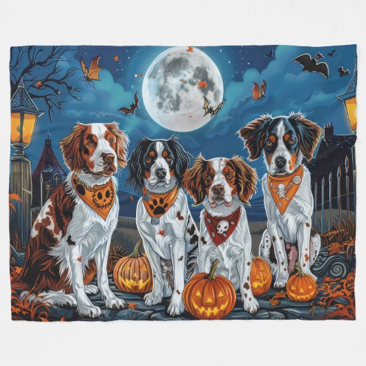 Brittany Spaniel Halloween Spooky Fleecedecke (Vorderseite (Horizontal))