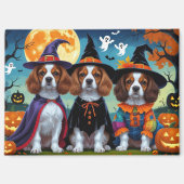 Brittany Spaniel Hogs Pumpkin Halloween Funny Magnet (Vorderseite)