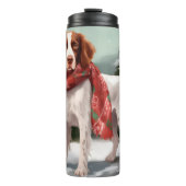 Brittany Spaniel Hund in Schnee Weihnachten Thermosbecher (Vorderseite)