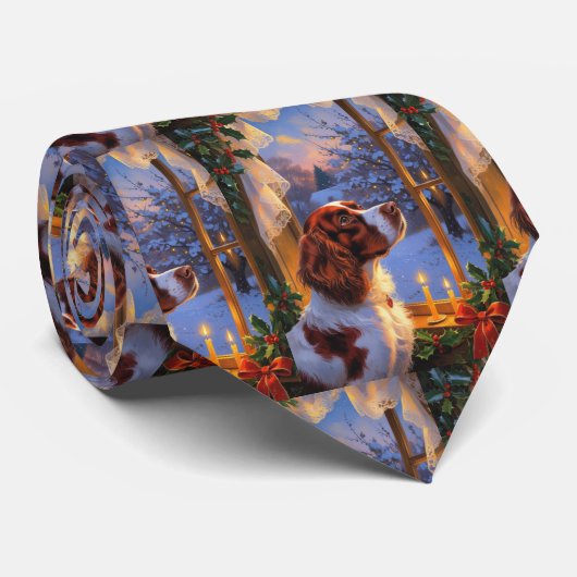 Brittany Spaniel mit Weihnachtsbeleuchtung Feierta Krawatte (Gerollt)