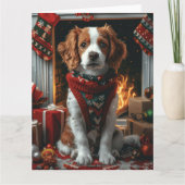 Brittany Spaniel mit Weihnachtsgeschenken Feuerpla Karte (Vorderseite)