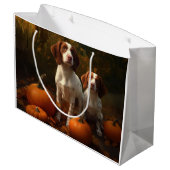 Brittany Spaniel Welpe Autumn Delight Pumpkin Große Geschenktüte (Rückseite Schrägansicht)