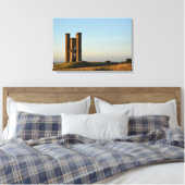 Broadcast Tower, Cotswolds Leinwand (Insitu (Schlafzimmer))