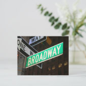 Broadway Street Sign Postkarte (Stehend Vorderseite)