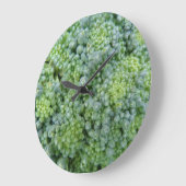 Broccoli Macro Wall Clock Große Wanduhr (Winkel)