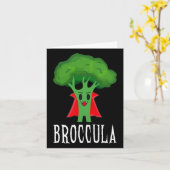 Broccula Funny Broccoli Halloween Lazy Costume Karte (Gelbe Blume)