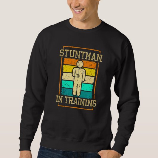 Broken Arm Cast Joke Retro Stuntman in Training Sweatshirt (Vorderseite)
