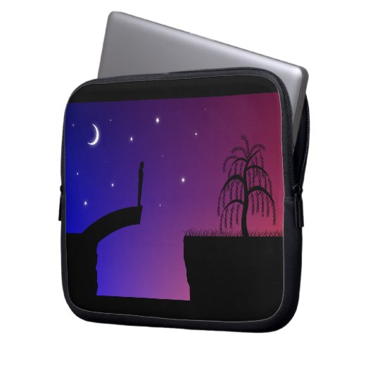 Broken Bridge Laptop Sleeve (Vorderseite Links)