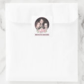 Bronte Sisters Portrait mit rosa Rosen Quadratischer Aufkleber (Tasche)