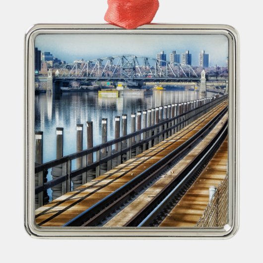 Bronx New York City Gebäude River Silbernes Ornament (Vorne)