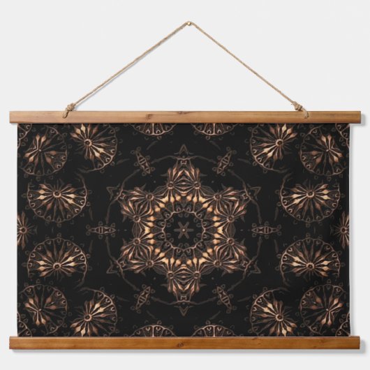 Bronze Age Mandala Wandteppich Mit Holzrahmen (Vorne)