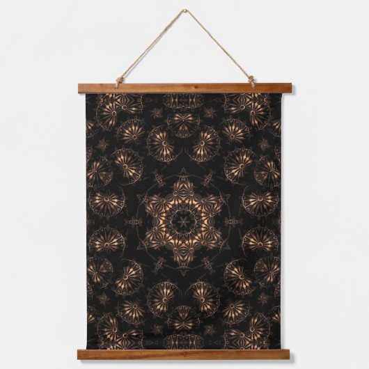 Bronze Age Mandala Wandteppich Mit Holzrahmen (Vorderseite)
