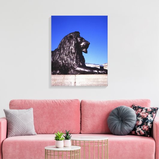 Bronze Lion Trafalgar Square Leinwanddruck (Insitu (Wohnzimmer))
