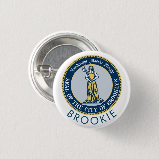 Brookie - NYC Button (Vorne & Hinten)