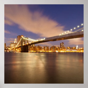 Brooklyn-Brücke und Manhattan nachts Poster