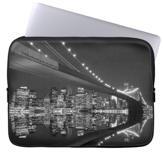Brooklyn-Brücke und Manhattan-Skyline Laptopschutzhülle (Vorderseite)