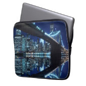 Brooklyn-Brücke und Manhattan-Skyline Laptopschutzhülle (Vorderseite Links)