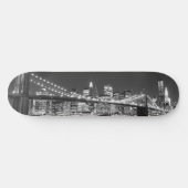 Brooklyn-Brücke und Manhattan-Skyline Skateboard (Horizontal)