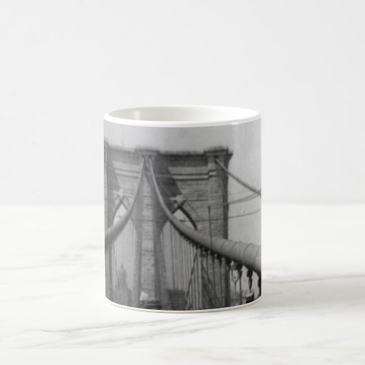 Brooklyn-Brücken-Überfahrt Kaffeetasse (Mittel)