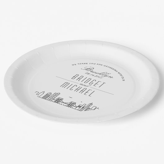 Brooklyn Deko Skyline | Hochzeitsveranstaltung Pappteller (Schrägansicht)