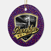 Brooklyn Gold Swoosh Logo Design Keramik Ornament (Links)