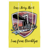 Brooklyn Logo Design Mittlere Geschenktüte (Rückseite)
