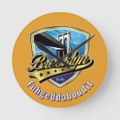 Brooklyn Shield and Swoosh Design Runde Wanduhr (Vorderseite)