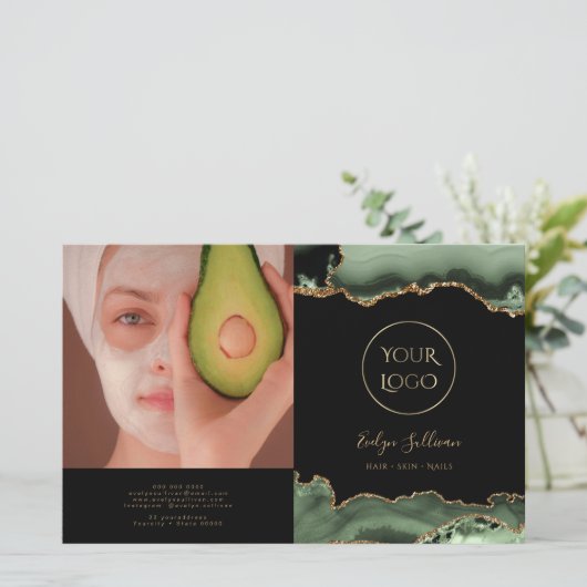 Broschüre "Grün" (Stehend Vorderseite)