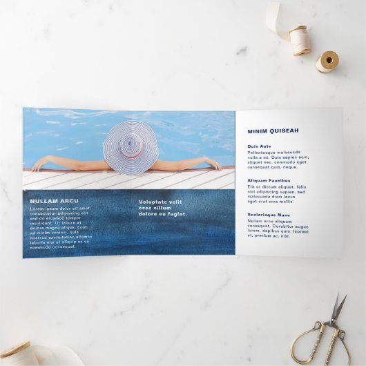 Broschüre "Pool Service Business Navy Blue Trifold (Innenseite)