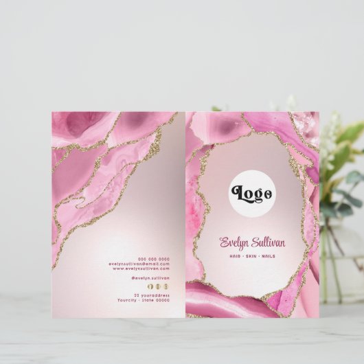 Broschüre über das Service-Menü "Rosa Imitat" (Stehend Vorderseite)