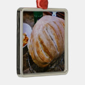 Brot und Pasta, frisch gebacken Silbernes Ornament (Rechts)