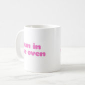 Brötchen im Ofen - Rosa Kaffeetasse (Vorderseite Links)