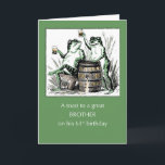 Brother 61. Geburtstagsfrosch Toasting mit Bier Karte<br><div class="desc">Dein Bruder wird 61? Überraschen Sie ihn mit einer Karte, die nur zum Geburtstag gemacht wurde. Diese humorvolle Karte zeigt zwei Vintage Kröten, die ein Glas Bier aufziehen oder es ihm ermöglichen, seinen Geburtstag zu feiern, als er einundsechzig Jahre alt wird. Heben Sie einen Toast mit Beifall! Vintage Bild mit...</div>