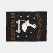 Brother Goose On The Loose Funny Birthday Matching Fleecedecke (Vorderseite (Horizontal))