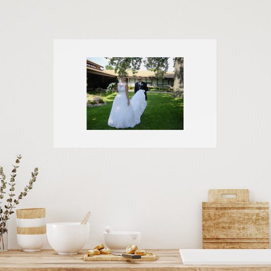 Brother Holding Gown Poster (Küche)