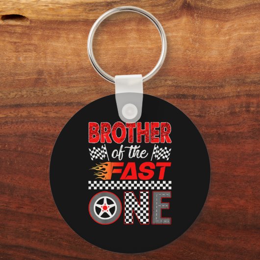 Brother Of The Fast One First Birthday Racing Car Schlüsselanhänger (Vorderseite)