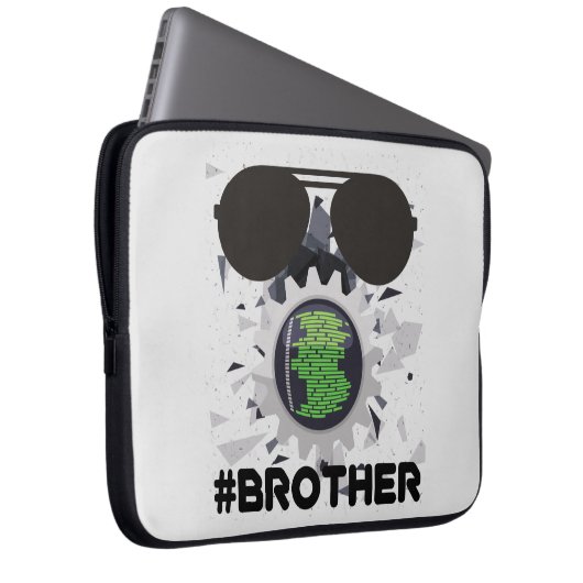 Brother´s watching. laptopschutzhülle (Vorne Rechts)