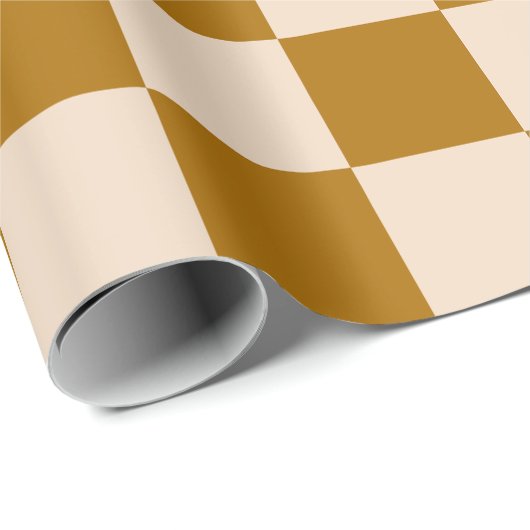Brown and beige checkerboard pattern geschenkpapier (Rolleneckpunkt)