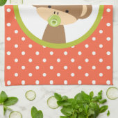 Brown Baby Monkey mit Schnuller auf Polka Dots Handtuch (Gefaltet)