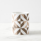 Brown Beige Geometric Cube Pattern Kaffeetasse (Mittel)