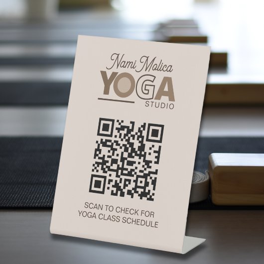 Brown Beige Yoga Studio Class Schedule QR Code Sockelschild