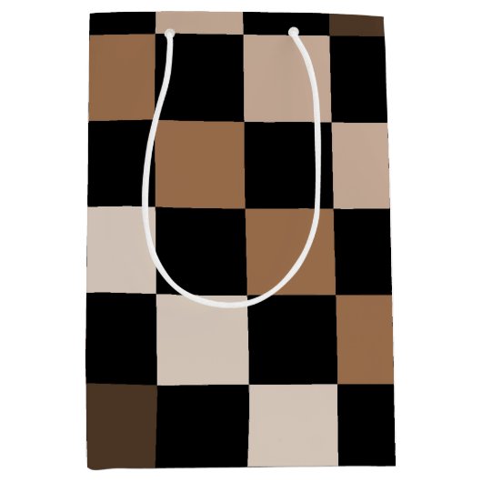 Brown Black Checkered Gingham Pattern Mittlere Geschenktüte (Vorderseite)