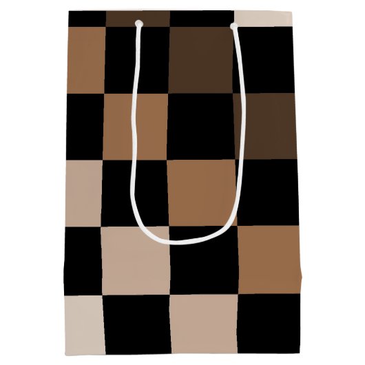 Brown Black Checkered Gingham Pattern Mittlere Geschenktüte (Rückseite)