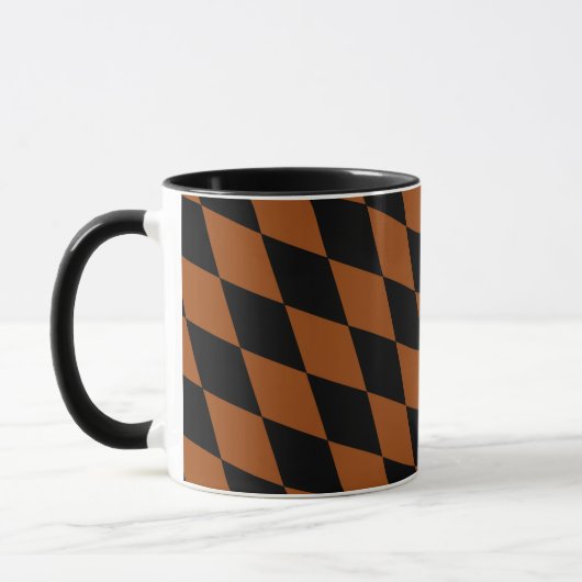 Brown Black Harlequin Diamonds Checkers Design  Tasse (Links)