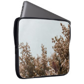 BROWN BLÄTTER AUF BROWN BAUM LAPTOPSCHUTZHÜLLE (Vorne Rechts)