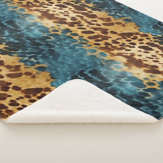 Brown Blue Cowhide Sherpadecke (3/4)