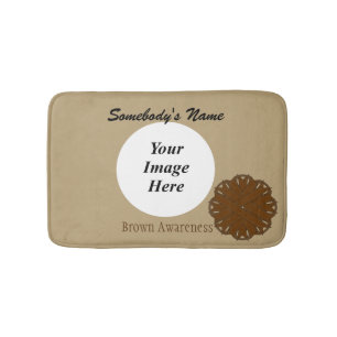 Brown Blume Ribbon Tmpl von Kenneth Yoncich Badematte