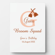 Brown broom Squad Geburtstagsname Pfirsichmonogram